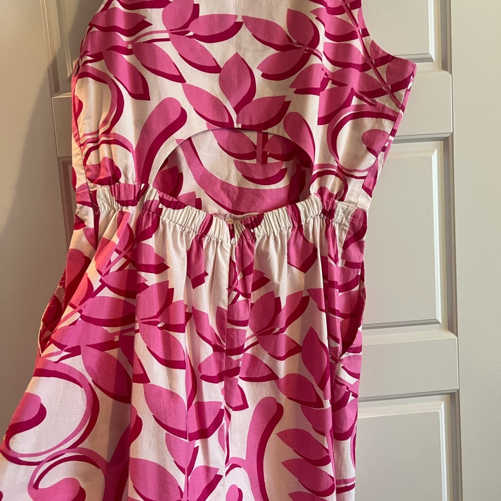 Anthro: Porridge Pink Flower Cut Out Back Short Romper Size 8 - Picture 5 of 6